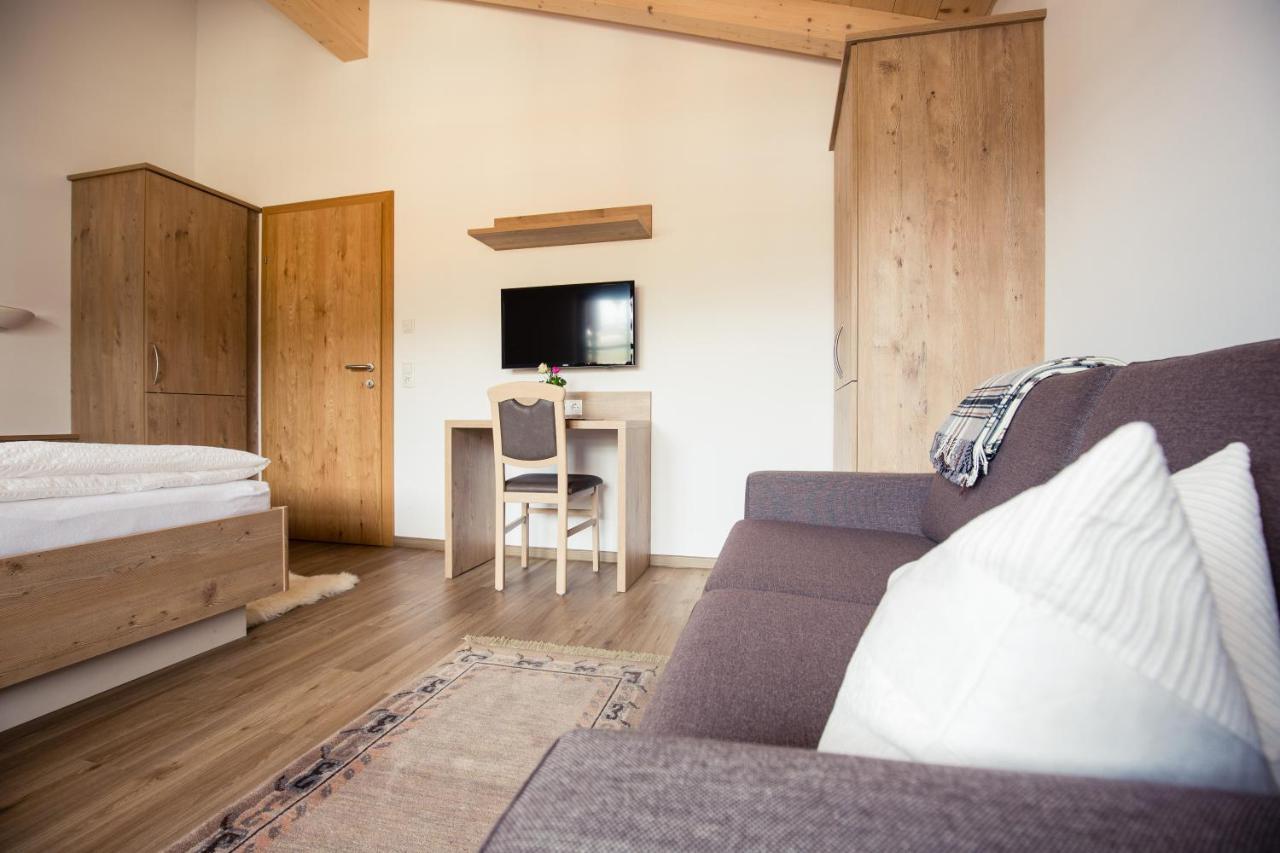 Appartemets Hauserbauer Kaprun Bagian luar foto